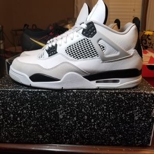 Jordan 4 Military black SOLD!!